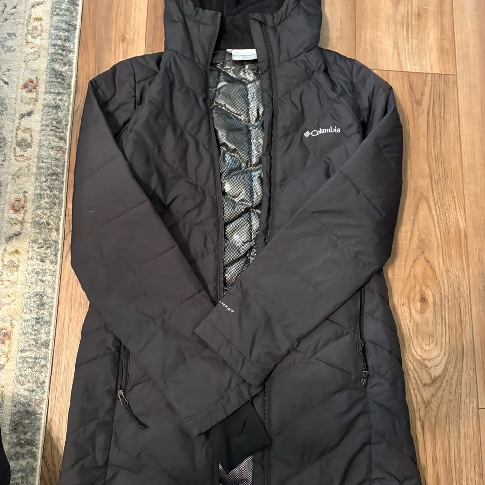 Columbia Women's Black Quilted Ski Jacket
